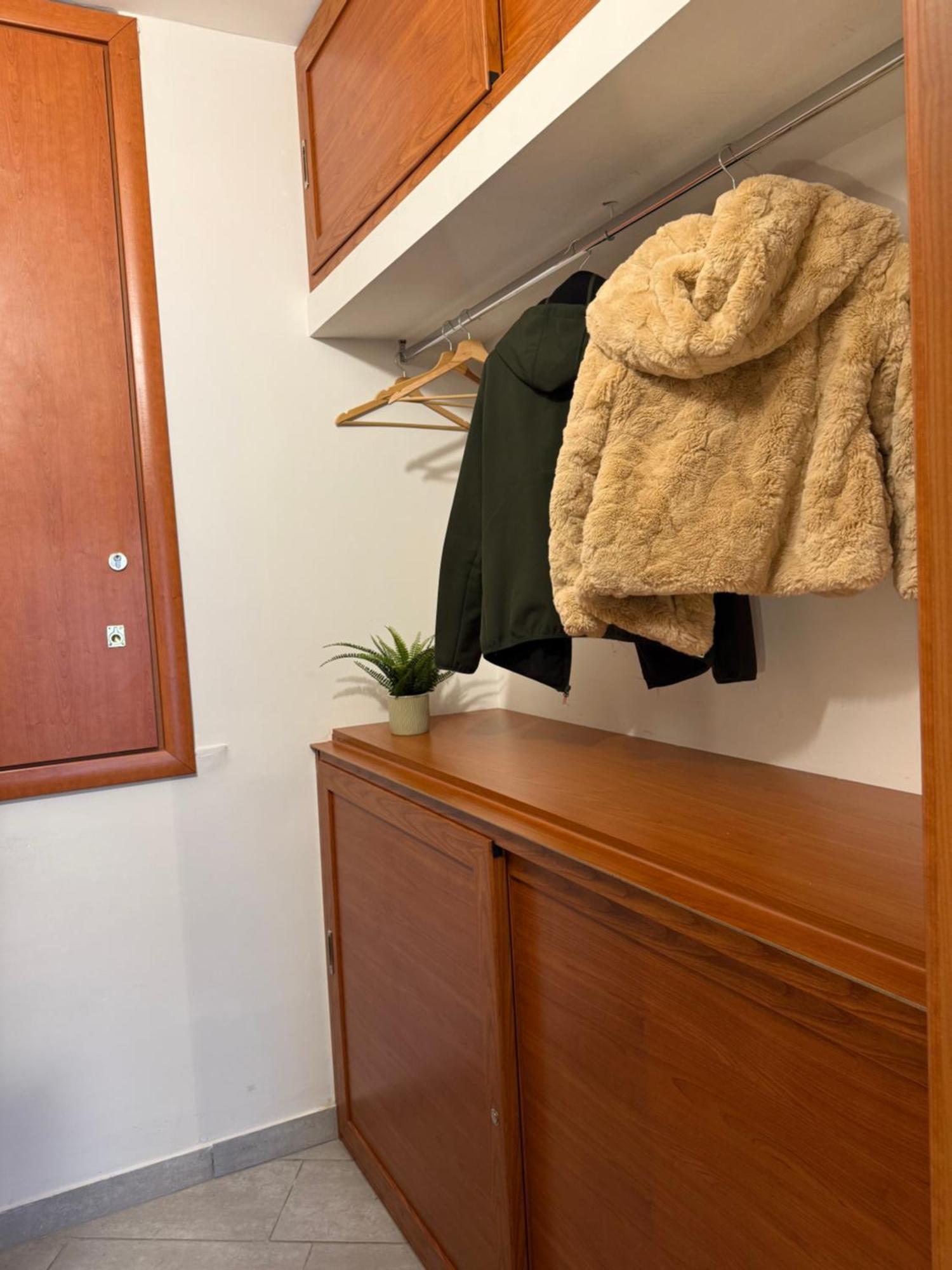 80040Guesthouse Черкола Экстерьер фото